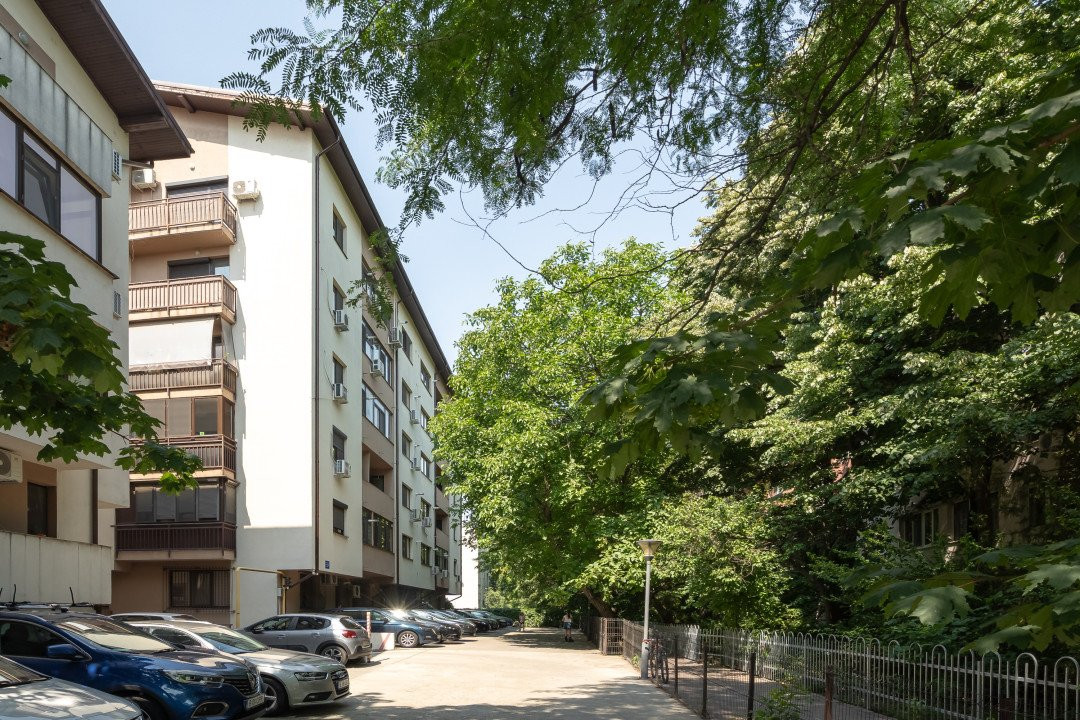 2 camere - curte 36mp - Ozana - str. Fetesti