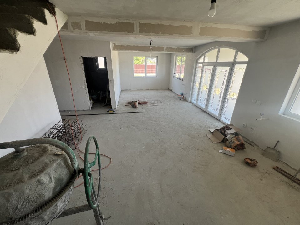 VILA DE VÂNZARE CORBII MARI