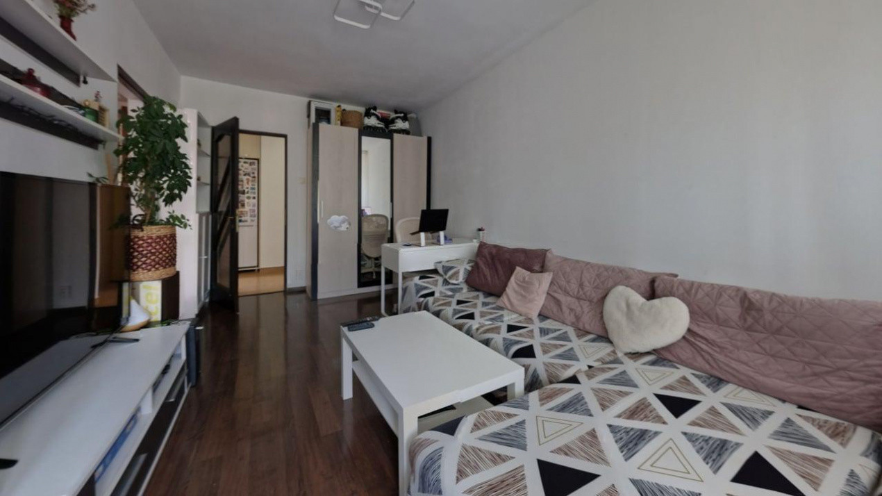 Apartament cu 2 camere și balcon însorit în Alexandru Obregia!
