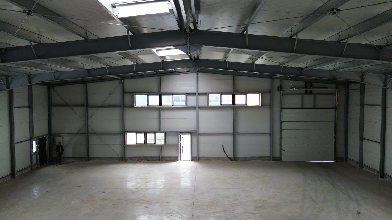 De vânzare – Hală industrială modernă, complet echipată PSI