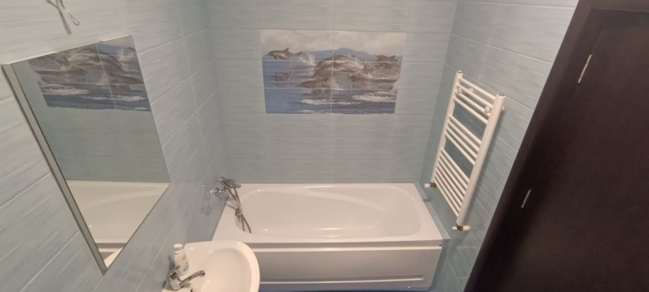 Apart. 2 cam. Balcon inchis, Bucatarie separata + Parcare ! Tineretului 79H !