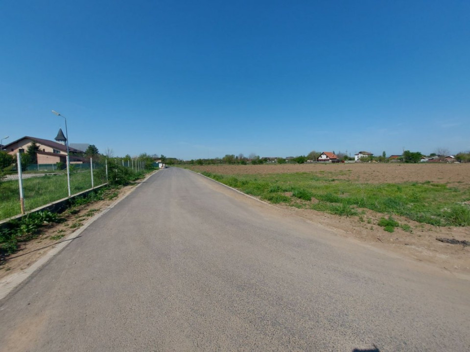 Loturi de casă de 583mp, deschidere 30m, Ciofliceni - Snagov!