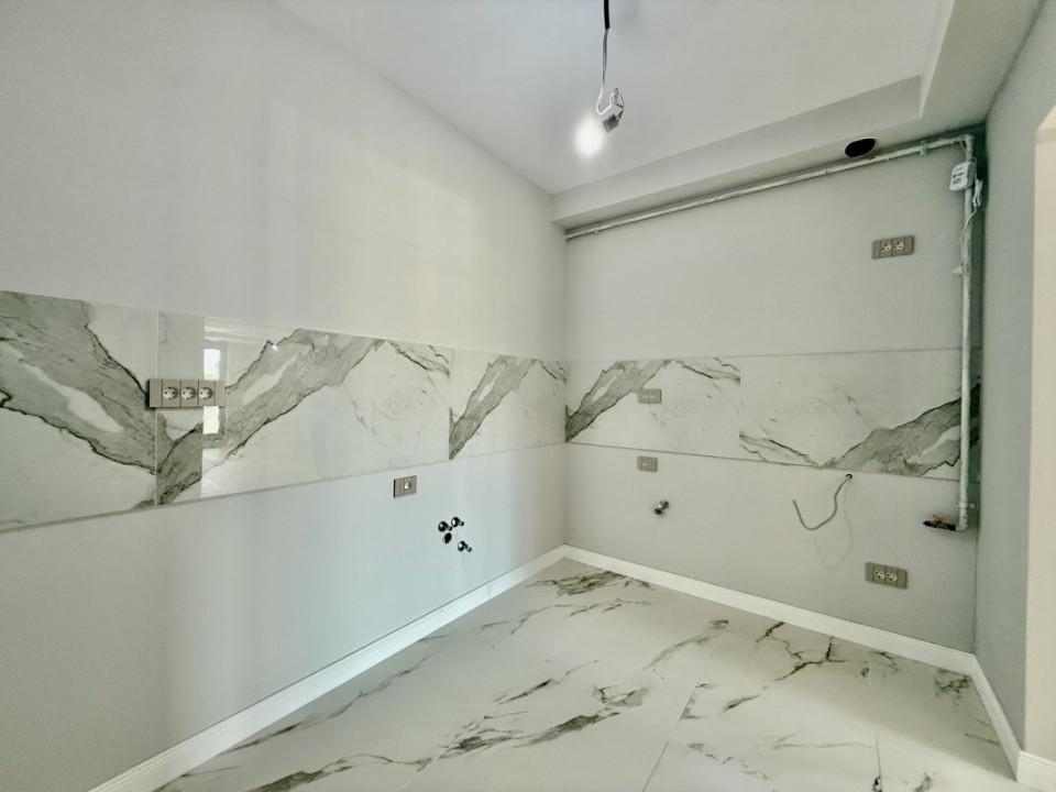 Unirii, apartament cu terasa spre SUD, gata de mutat