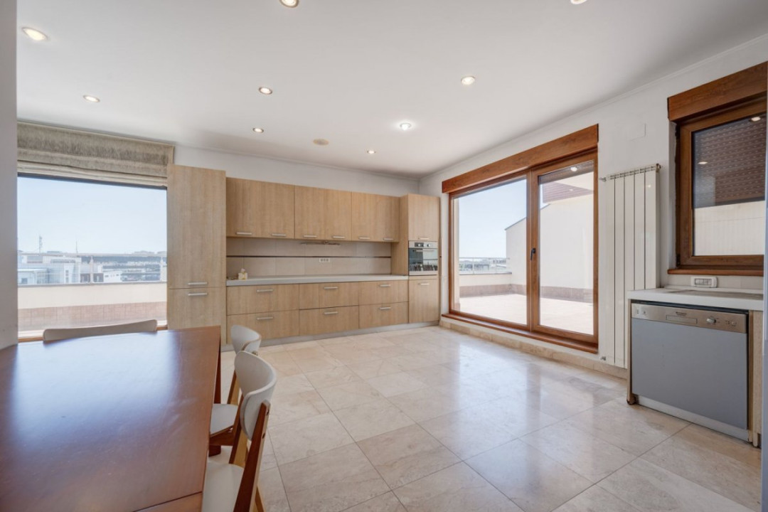 Penthouse spectaculos 5 camere, 482 mp, lift privat, Herăstrău – Satul Francez