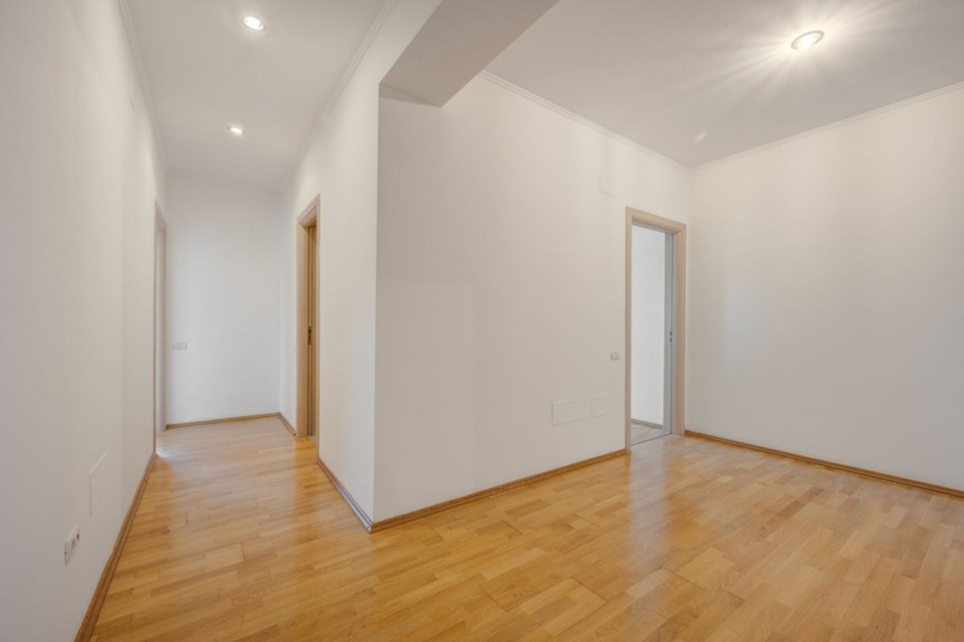 Penthouse spectaculos 5 camere, 482 mp, lift privat, Herăstrău – Satul Francez