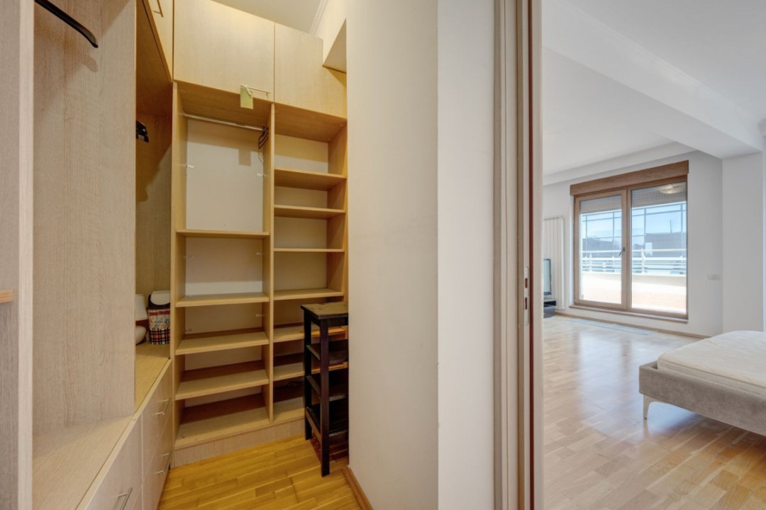 Penthouse spectaculos 5 camere, 482 mp, lift privat, Herăstrău – Satul Francez
