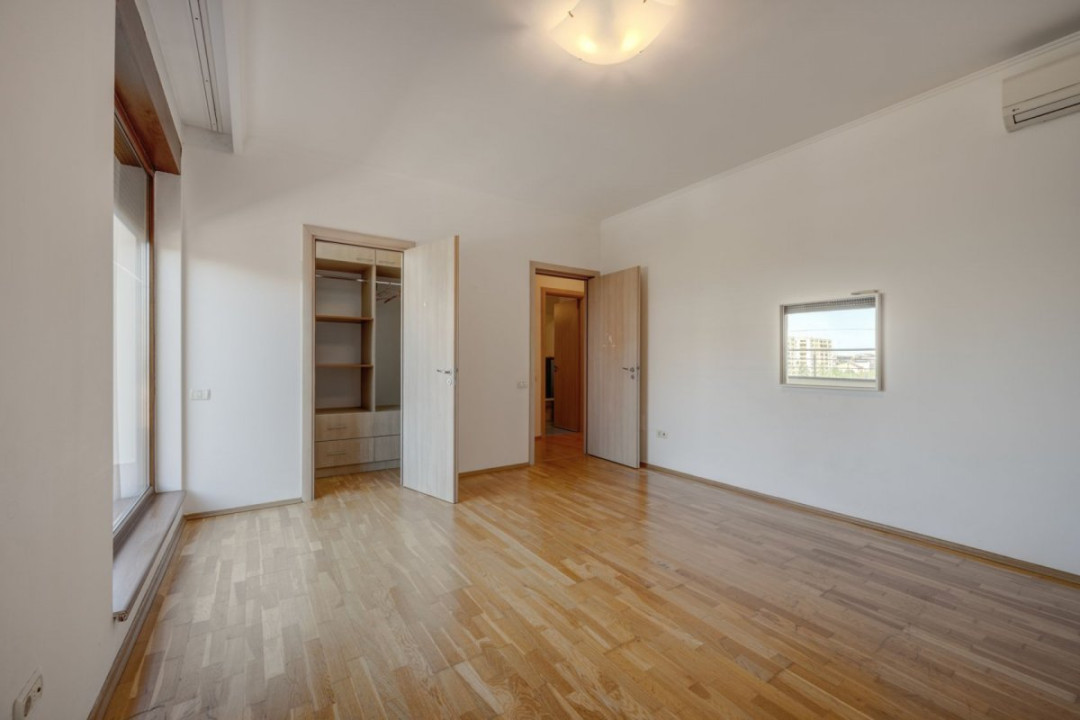 Penthouse spectaculos 5 camere, 482 mp, lift privat, Herăstrău – Satul Francez