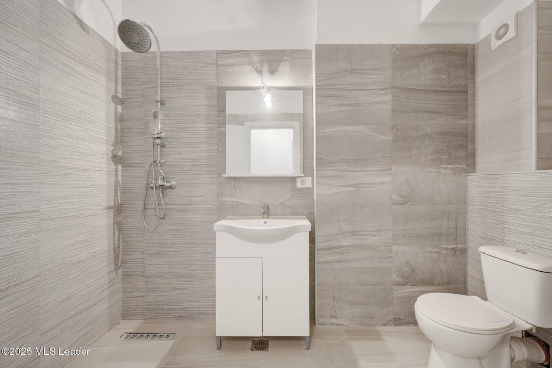 2 camere Giulesti- priveliste relaxanta, liniste, aproape de oras