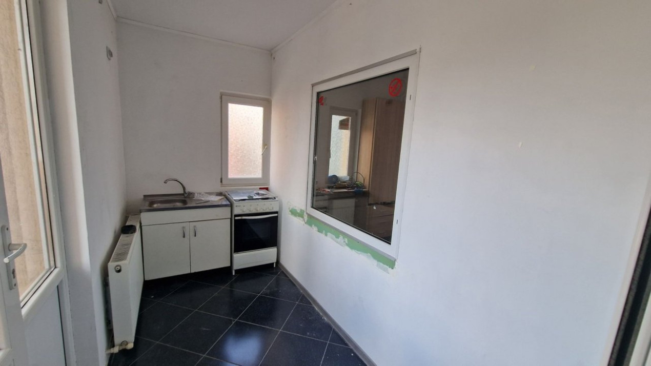 Spatiu comercial , parter de bloc, Prelungirea Ferentari !