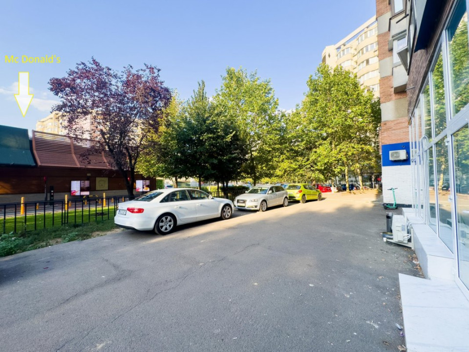 Spatiu comercial 32,2mp Dristor McDonald's Metrou Stradal Camil Ressu