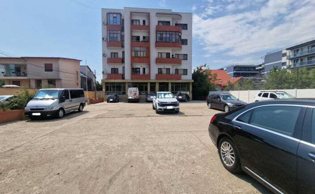 Spațiu comercial 790mp si teren 600mp - vânzare Prelungirea Ghencea