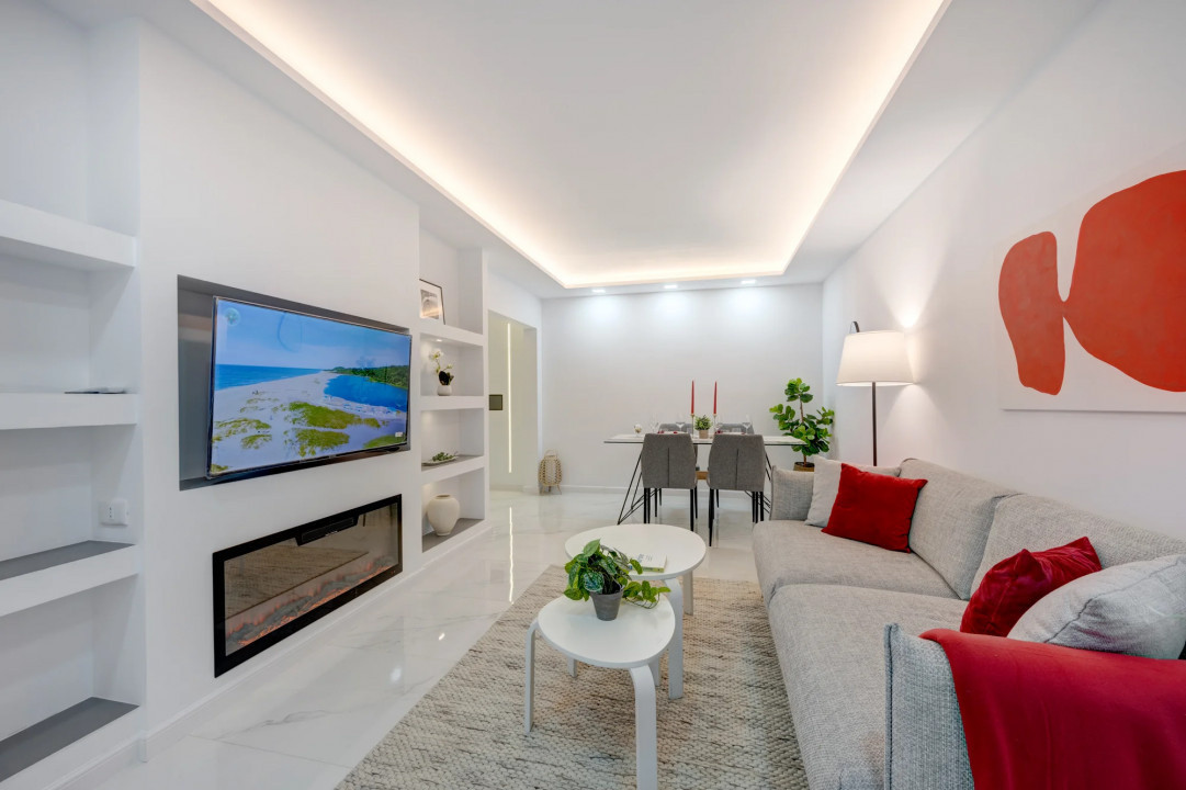 Apartament 3 camere, complet renovat, gata de mutat!