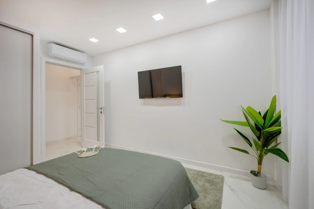 Apartament 3 camere, complet renovat, gata de mutat!