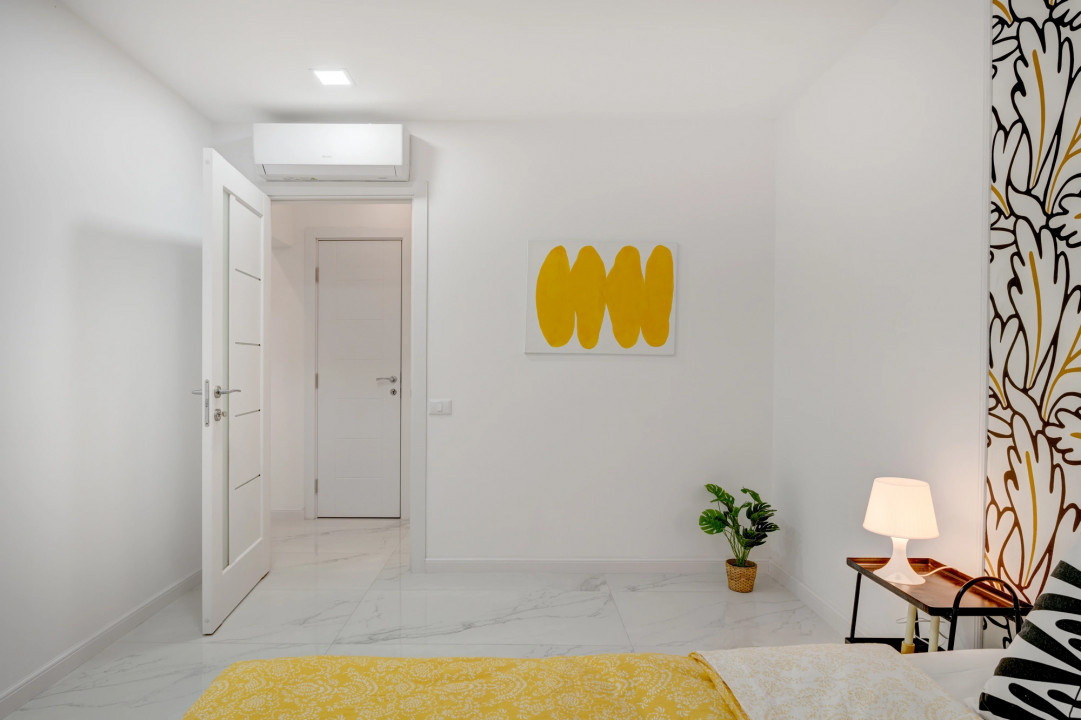 Apartament 3 camere, complet renovat, gata de mutat!
