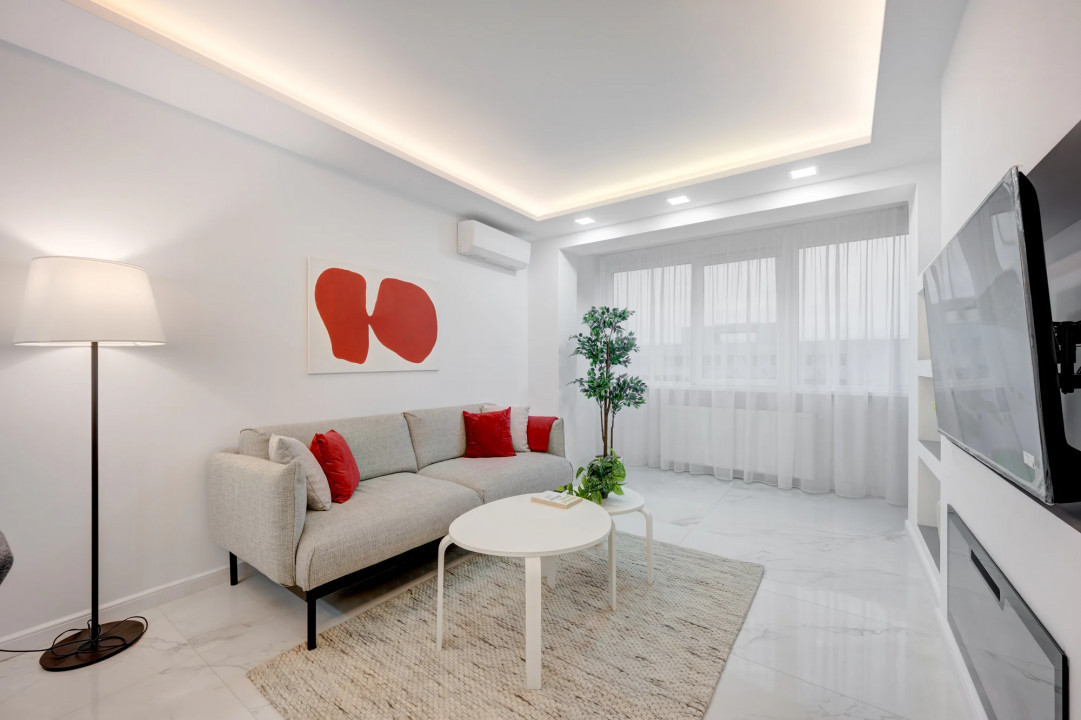 Apartament 3 camere, complet renovat, gata de mutat!