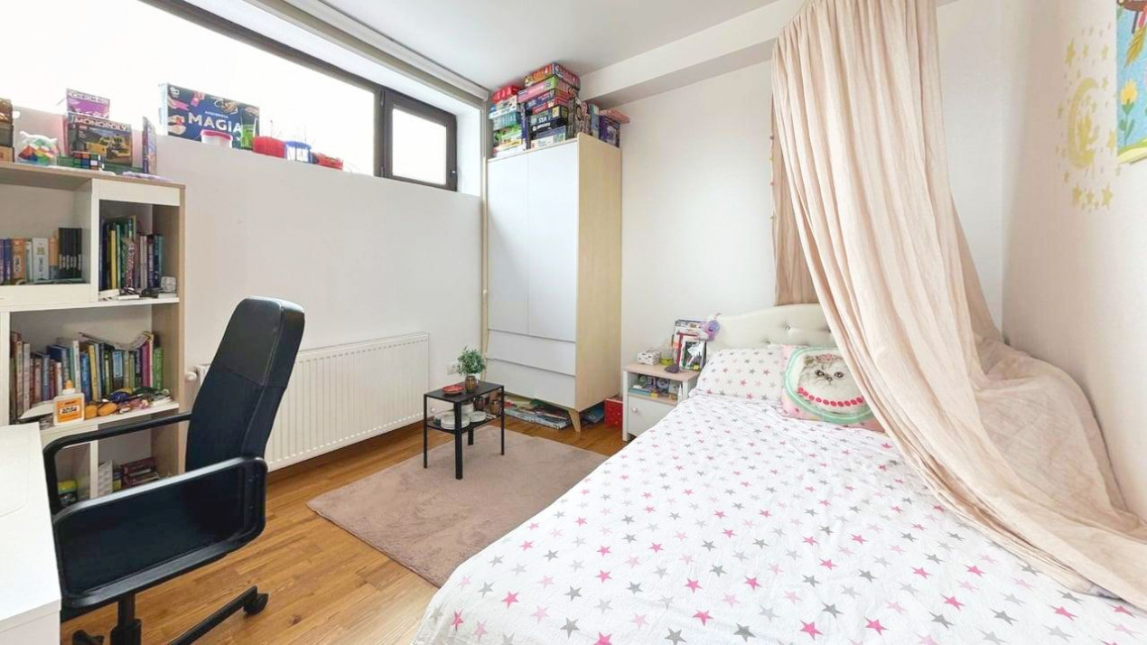 Apartament spațios cu 5 camere, vila 2010!