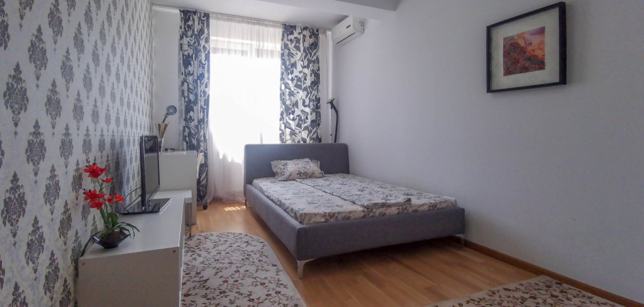 Vanzare apartament Sisesti 3 camere