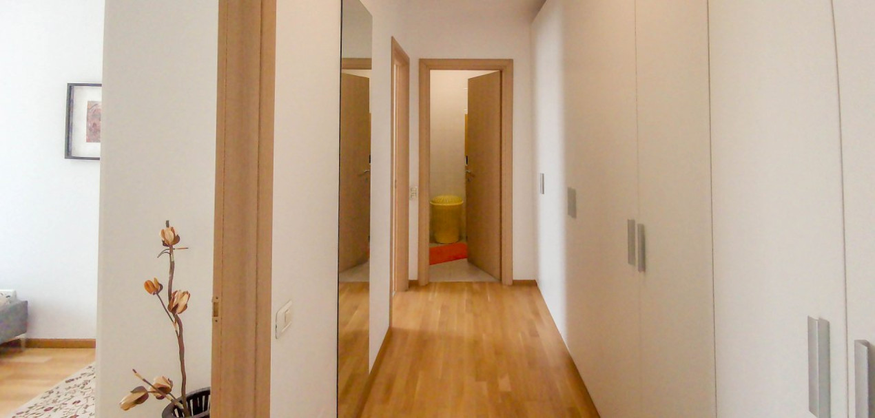 Vanzare apartament Sisesti 3 camere
