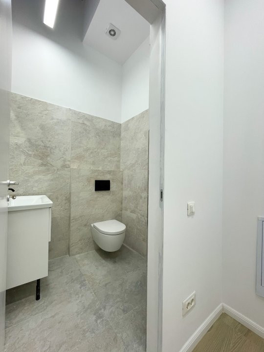 Spatiu Comercial Parter CORTINA Academy 273mp 2021