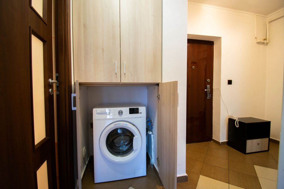 Lidl-Oltenitei,2 camere,decomandat,67 mp,etaj 2/3,parcare inclusa