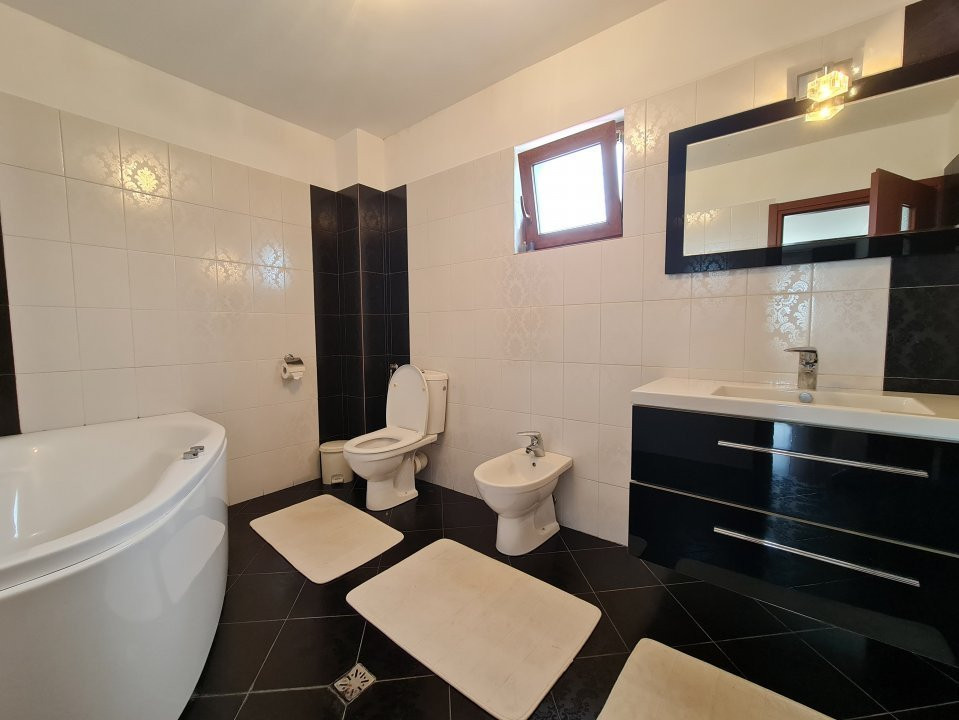 Vila Individuala - panouri solare - Domnesti