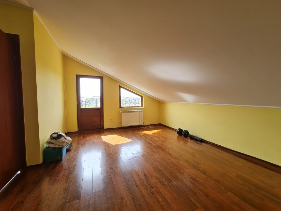 Vila Individuala - panouri solare - Domnesti