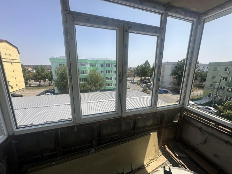 1 DECEMBRIE APARTAMENT 4 CAMERE 98 MP+LOT 22 MP PARCARE