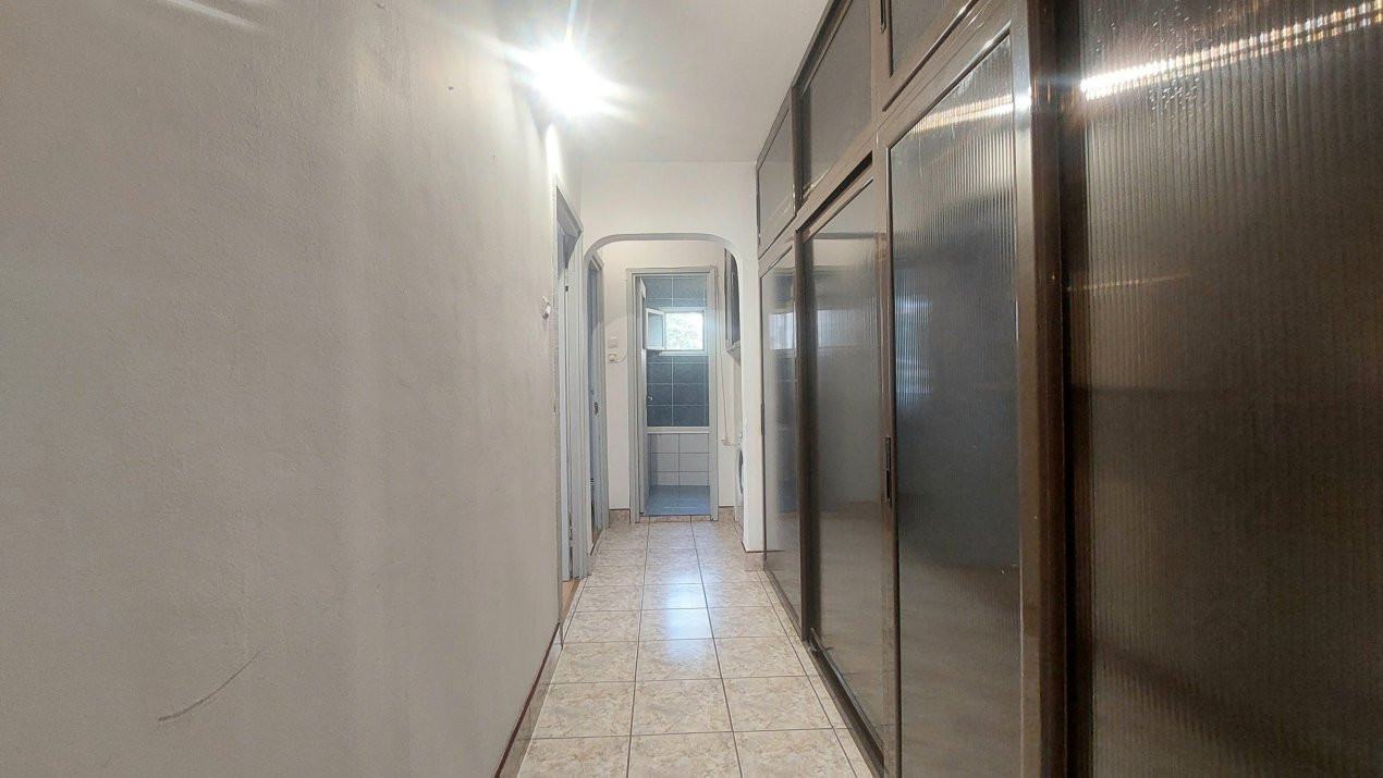 3 camere Giulesti – Etaj 2 | Bloc anvelopat | Locație practică 