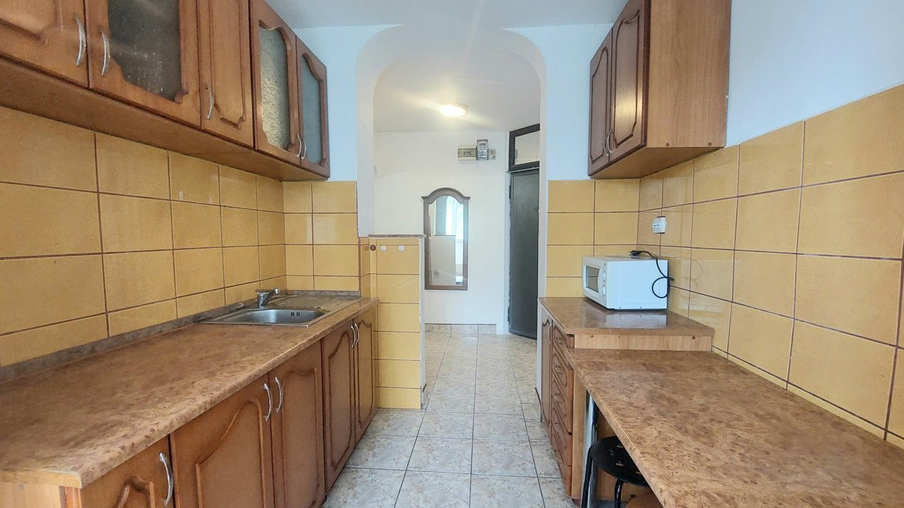 3 camere Giulesti – Etaj 2 | Bloc anvelopat | Locație practică 