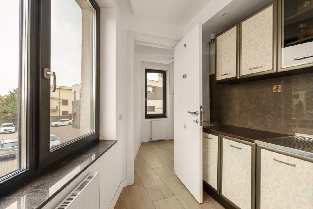 Apt 2 camere Berceni Turnu Magurele vis-a-vis Mega Image bloc 2019
