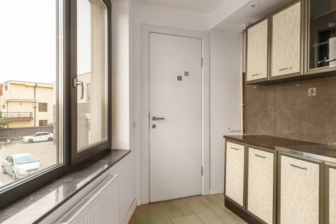 Apt 2 camere Berceni Turnu Magurele vis-a-vis Mega Image bloc 2019