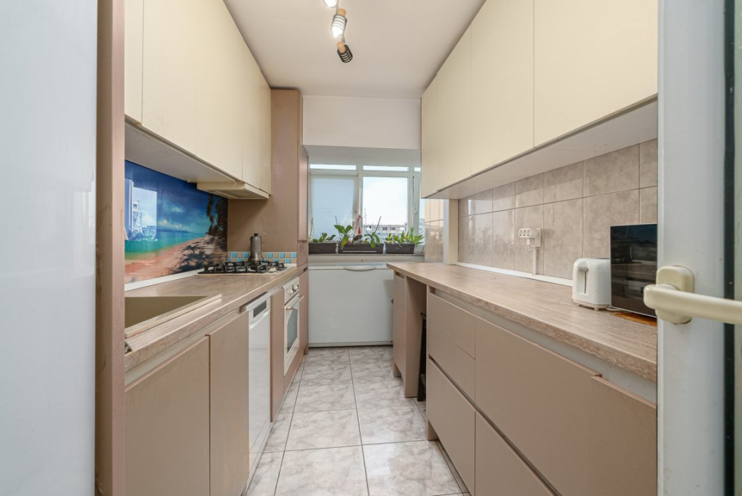 Apartament 2 camere cu vedere panoramica si suprafata generoasa