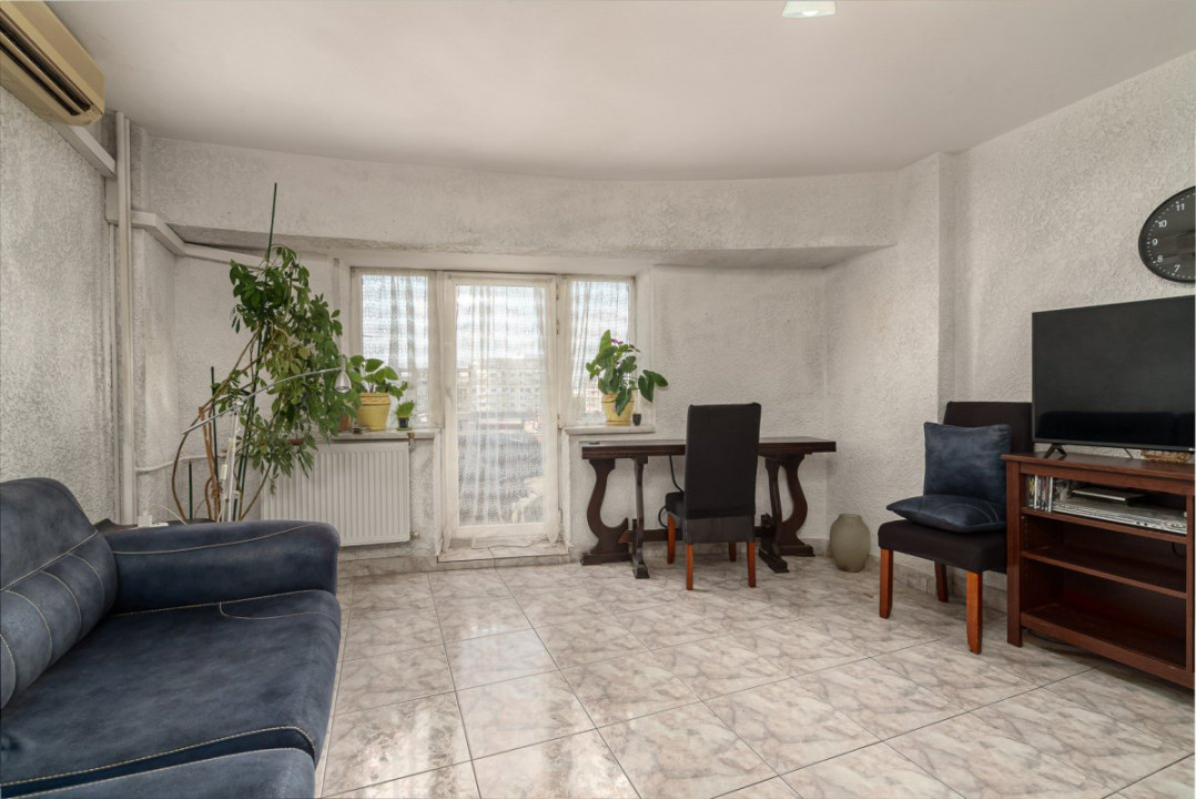 Apartament 2 camere cu vedere panoramica si suprafata generoasa