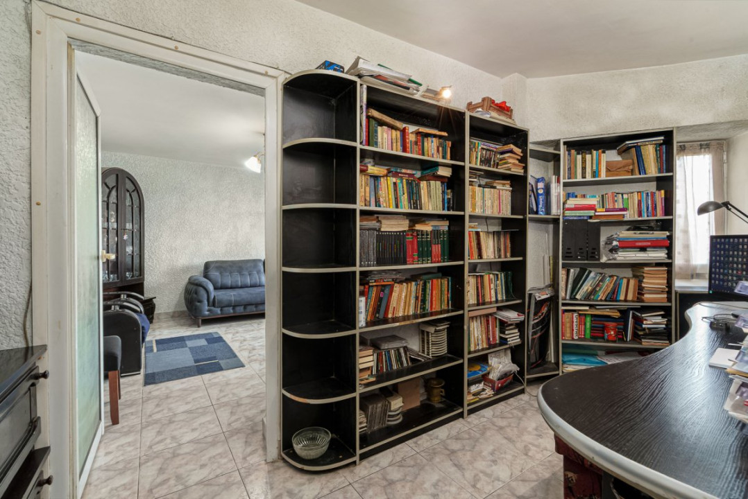Apartament 2 camere cu vedere panoramica si suprafata generoasa