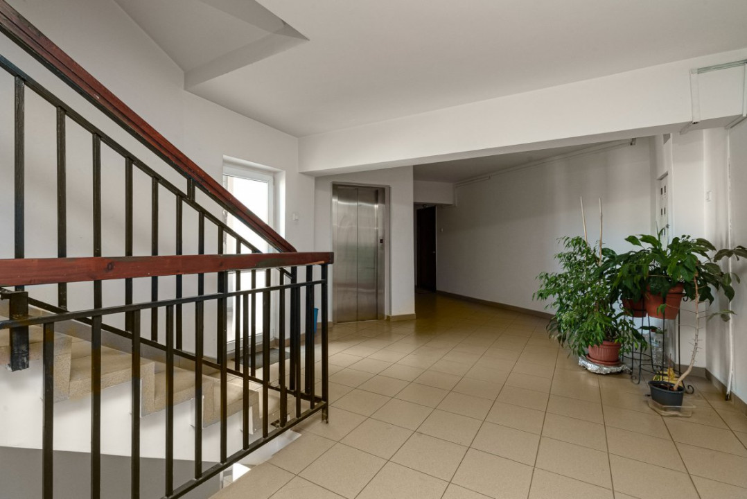 Apartament 2 camere cu vedere panoramica si suprafata generoasa
