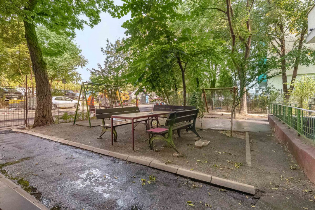 TITULESCU - METROU BASARAB, 2 CAMERE 55 MP, ETAJ 3!