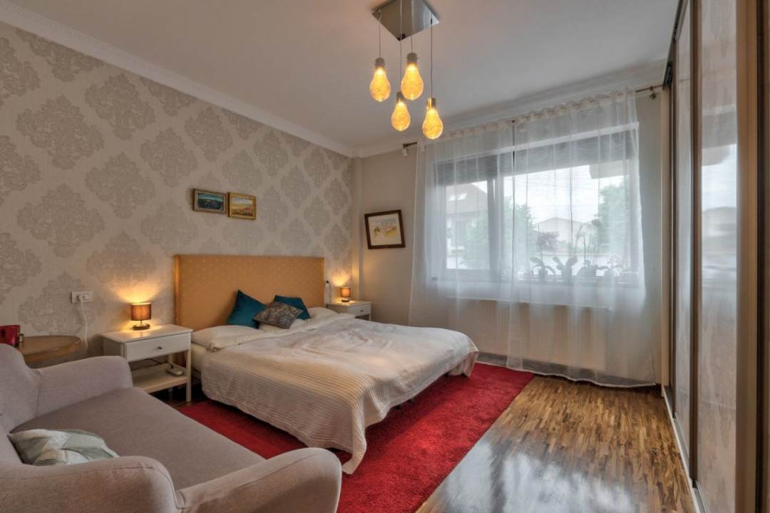 Apartament de 5 camere 170mp utili, 77mp curte și 3 locuri de parcare! 