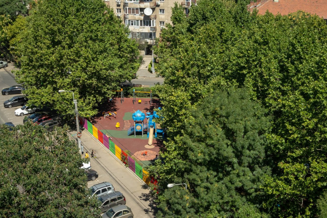 Apartamentul cu vedere si racoare