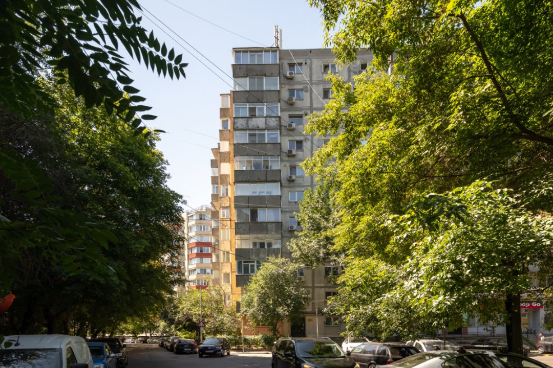 Apartamentul cu vedere si racoare