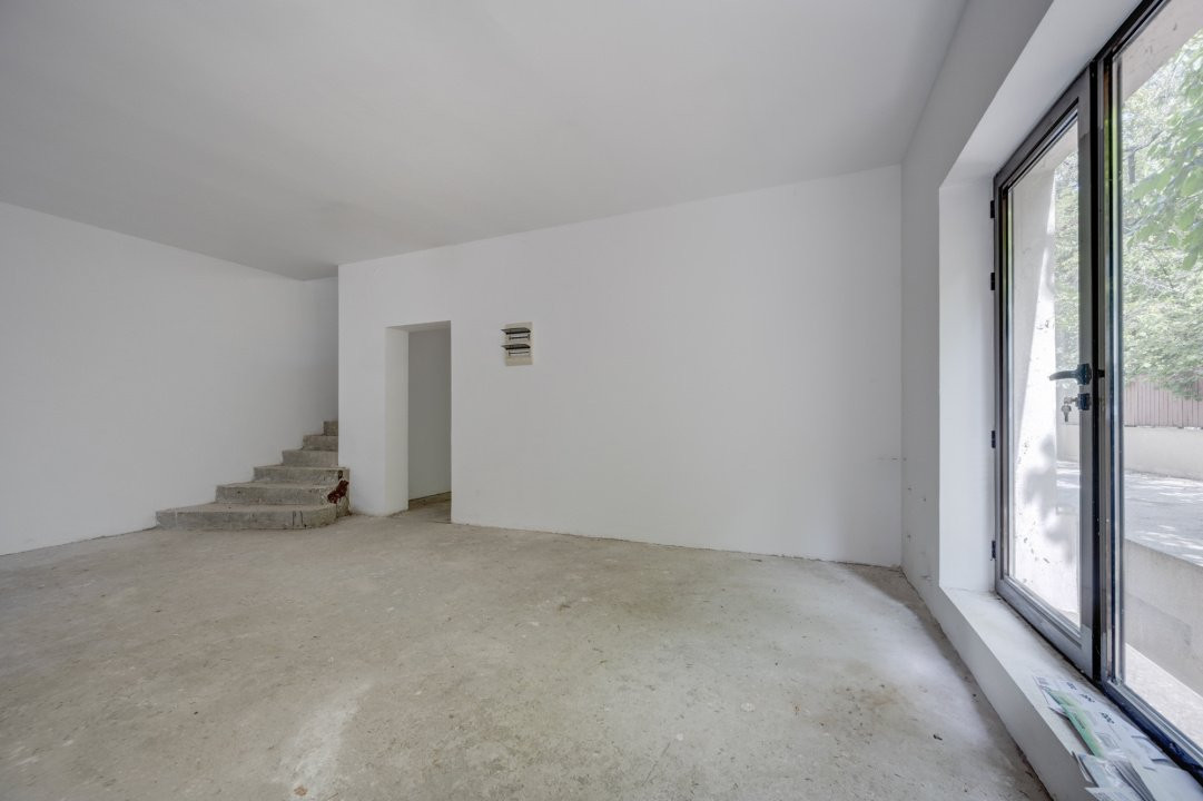 Vila Primaverii, S+P+1+M, 389 mp teren, 266 teren liber