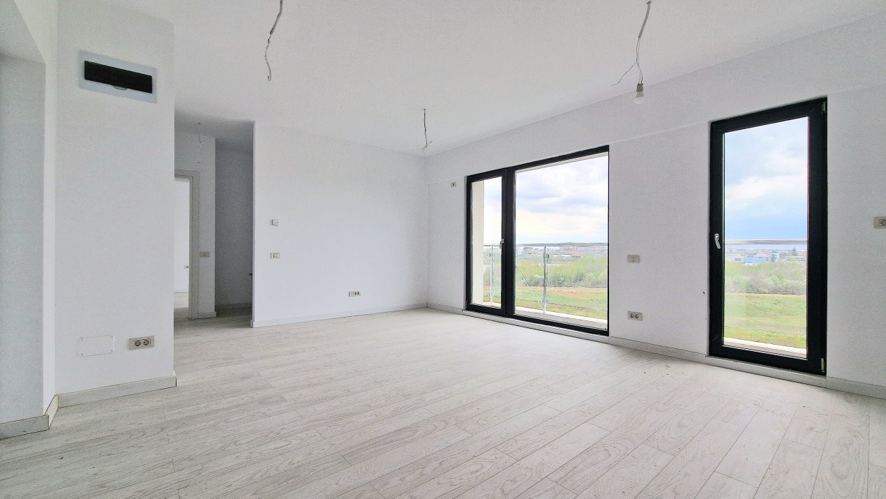 Apartament Modern cu Vedere la Lac - Complex Privat pe Malul Lacului    