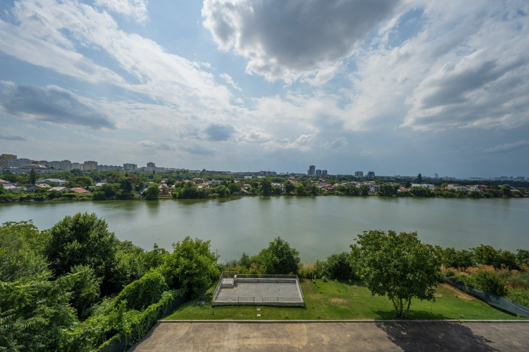 Apartament Modern cu Vedere la Lac - Complex Privat pe Malul Lacului    