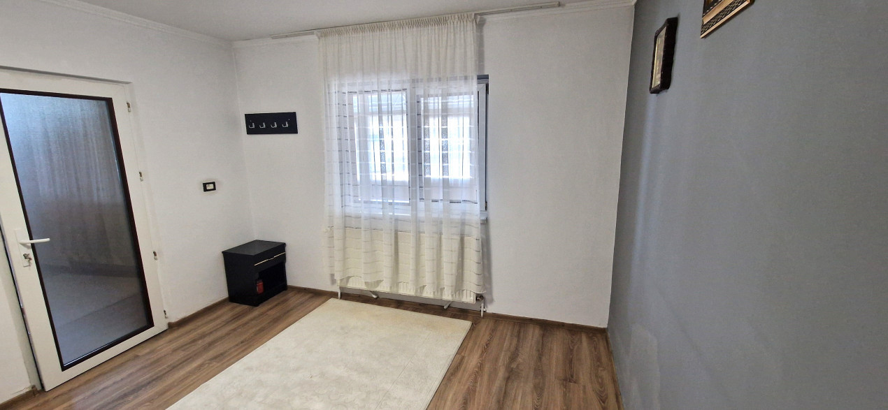De vanzare casa in Popesti Leordeni cu panouri solare si teren 580mp