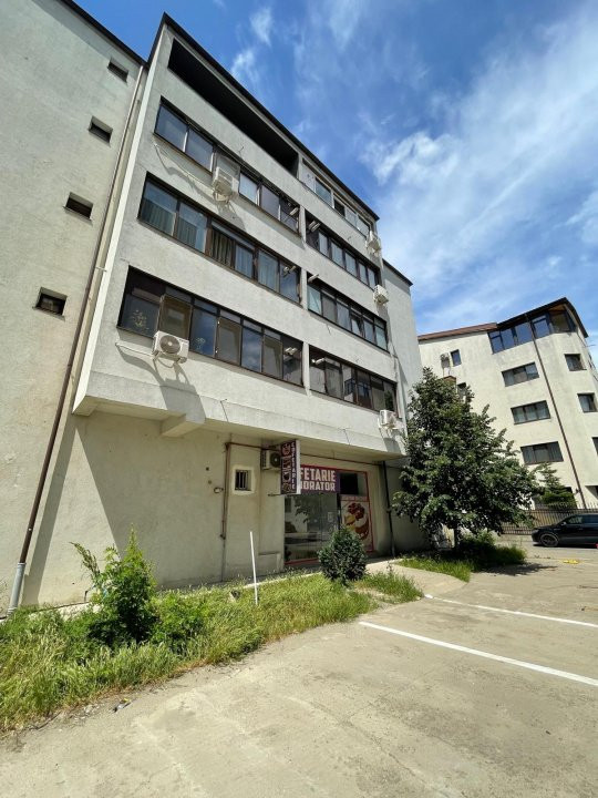 Spatiu comercial - Prelungiera Ghencea nr. 262 - 50 mp 