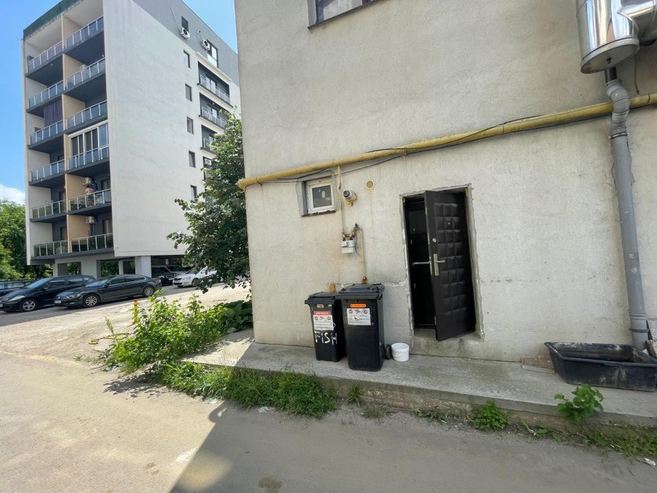 Spatiu comercial - Prelungiera Ghencea nr. 262 - 50 mp 