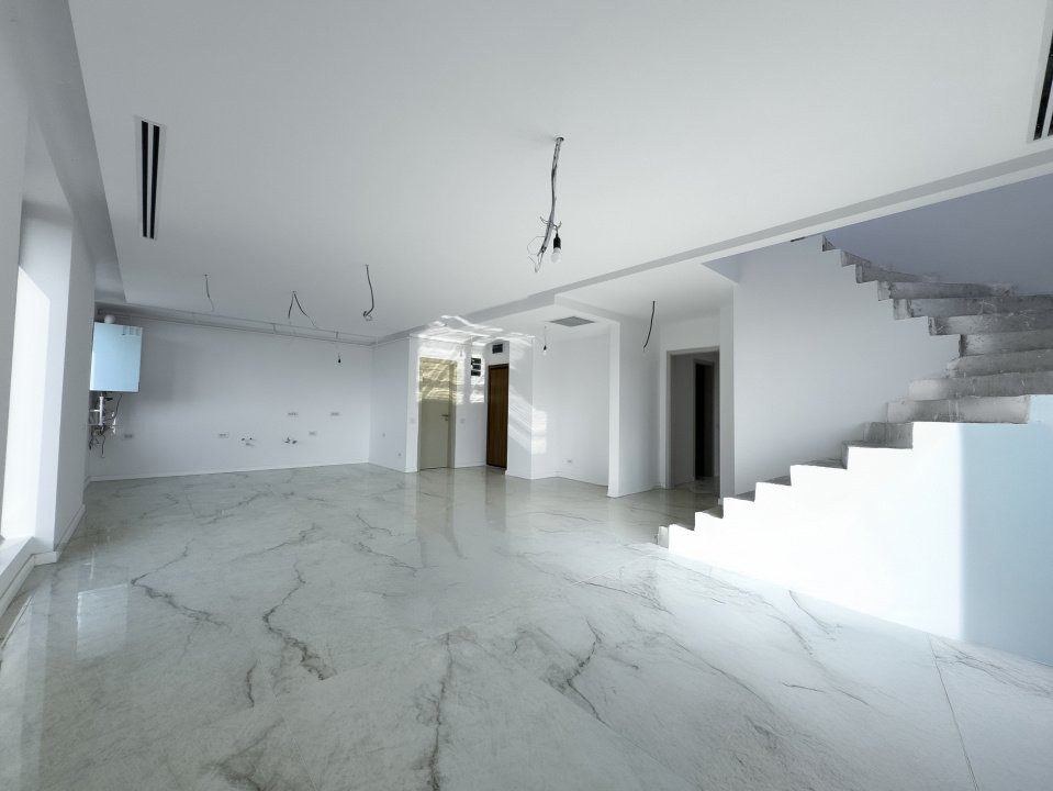 Penthouse 3 camere de vânzare Pipera | 275 mp total, rooftop privat 116 mp 