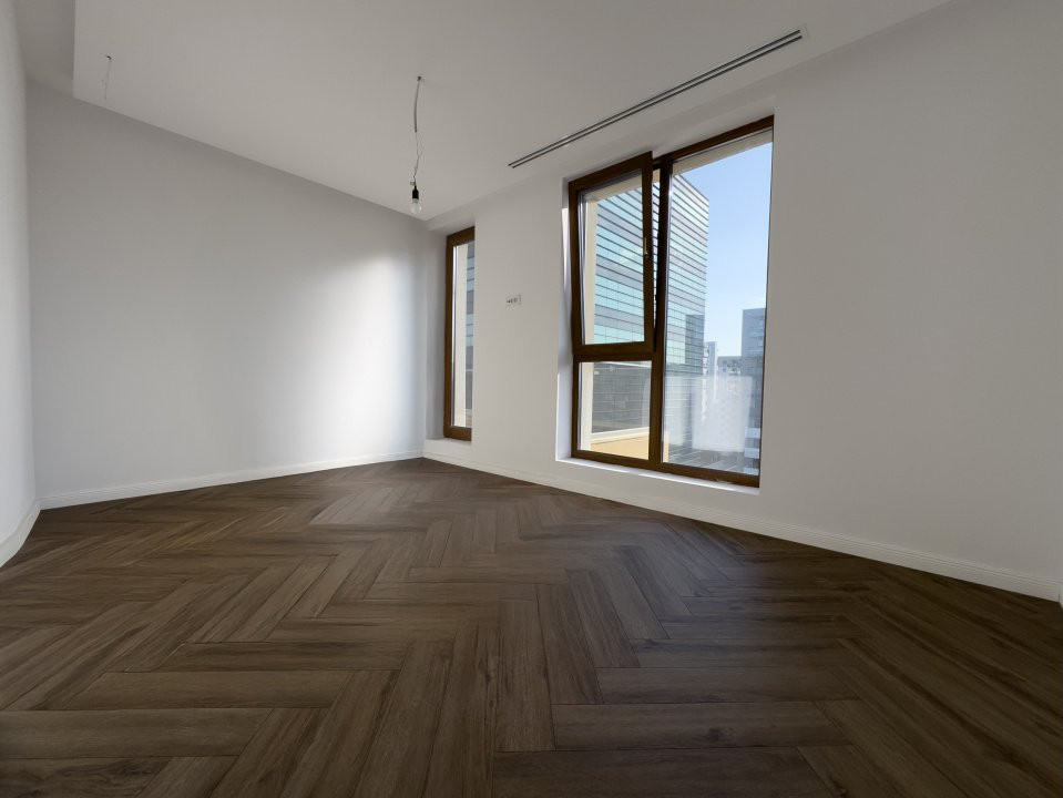 Penthouse 3 camere de vânzare Pipera | 275 mp total, rooftop privat 116 mp 