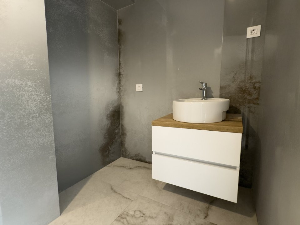 Penthouse 3 camere de vânzare Pipera | 275 mp total, rooftop privat 116 mp 