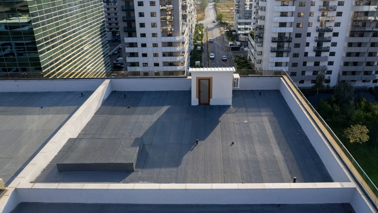 Penthouse 3 camere de vânzare Pipera | 275 mp total, rooftop privat 116 mp 