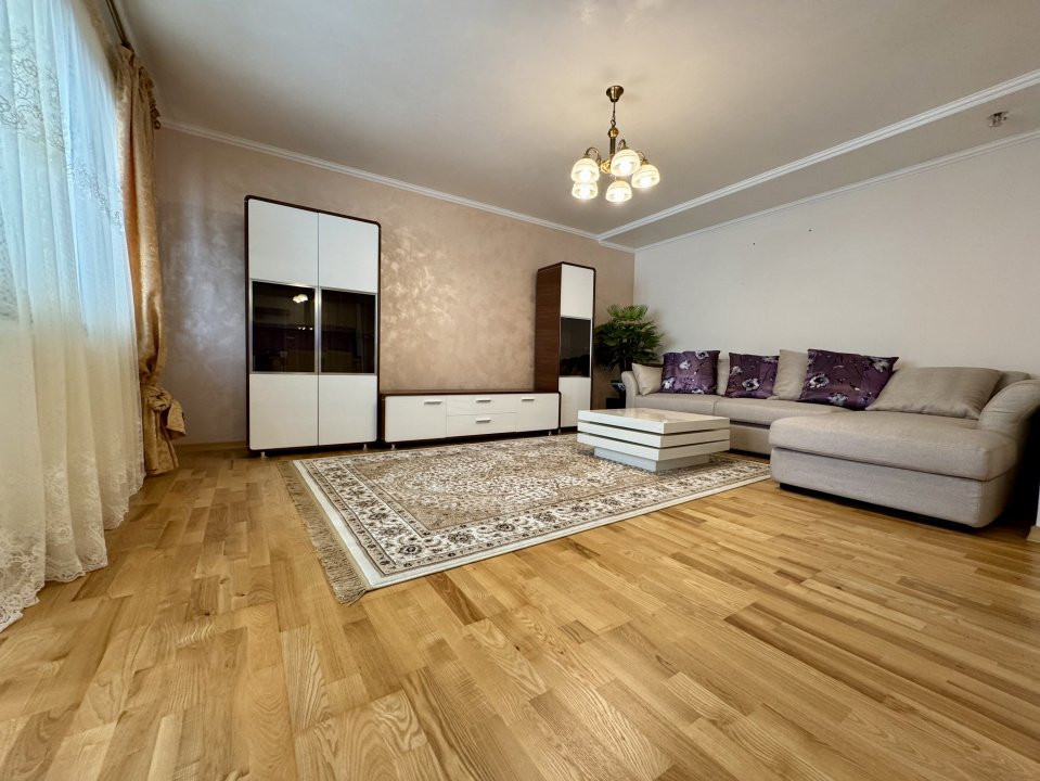 Vanzare - 4 camere I decomandat I 100mp I centrala proprie I Mall Vitan